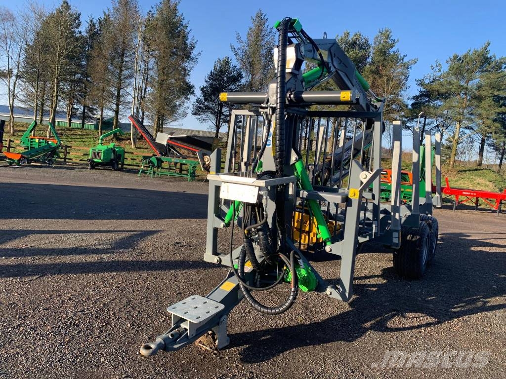 Botex Euro-11 Forestry Timber Trailer with 573 Loader Metsäperävaunut