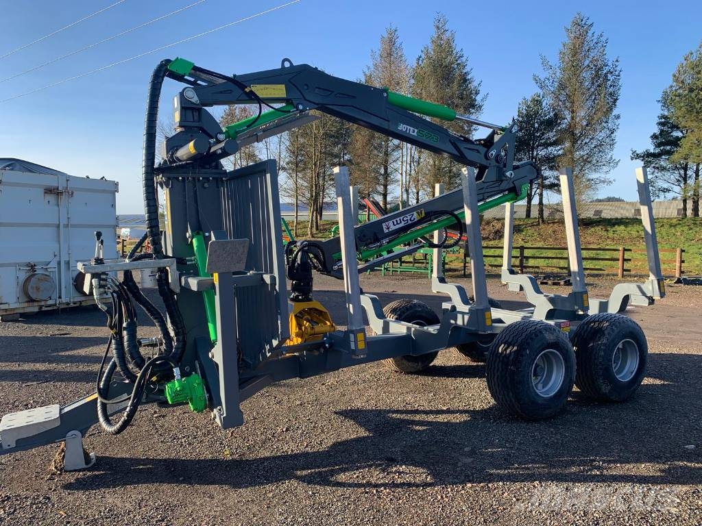 Botex Euro-11 Forestry Timber Trailer with 573 Loader Metsäperävaunut