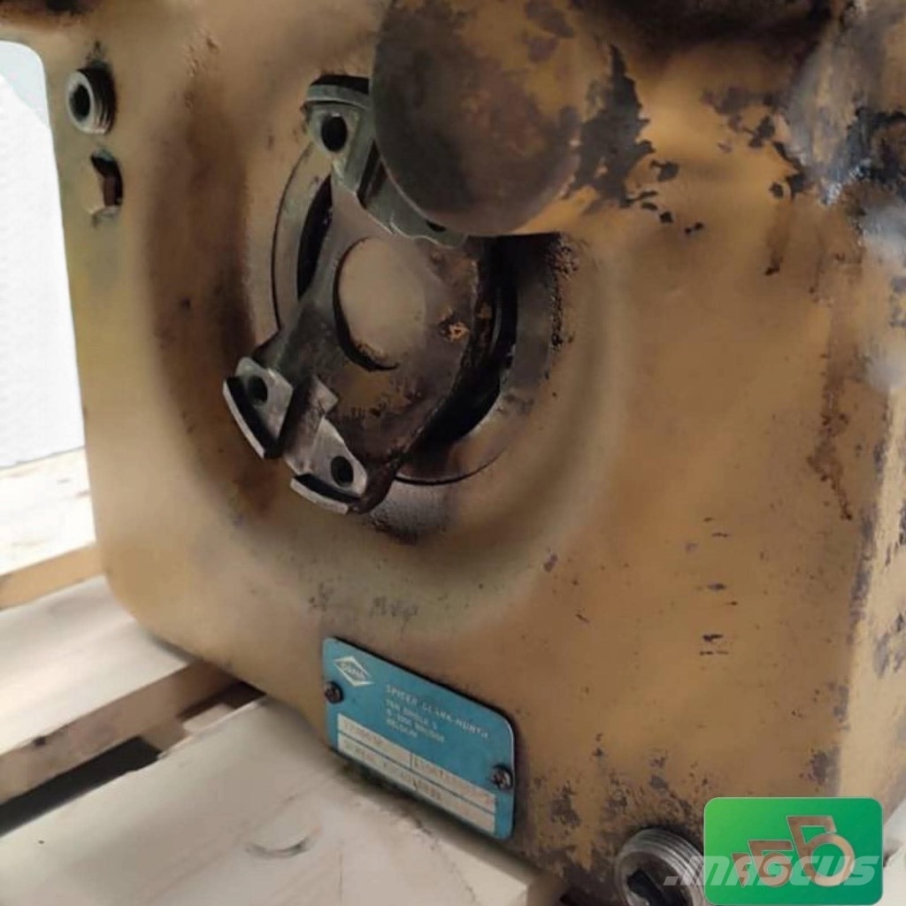 CAT Cat TH Spicer Clark Hurth Transmission 1106T12461 Трансмиссии