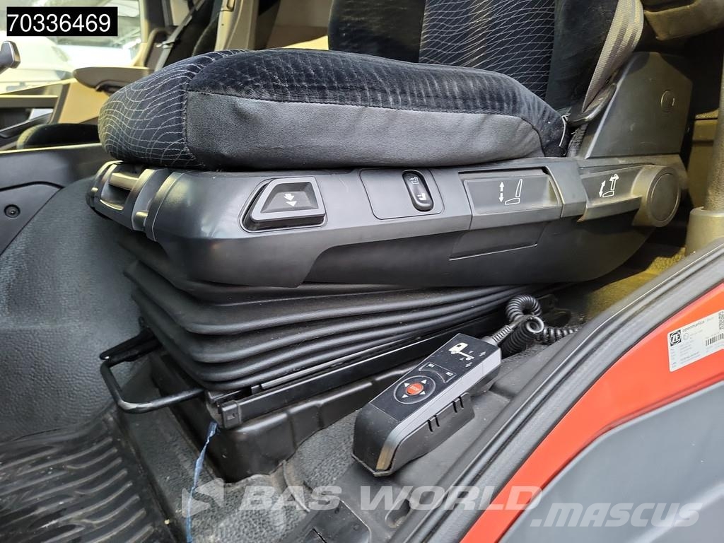 Mercedes-Benz Actros 1840 4X2 StreamSpace Retarder Тягачі