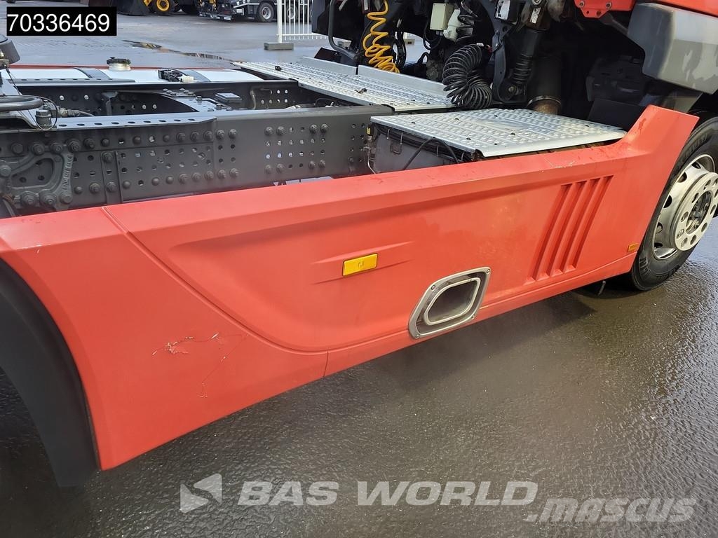Mercedes-Benz Actros 1840 4X2 StreamSpace Retarder Тягачі