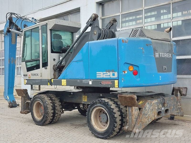 Fuchs MHL 320 F Jätteenkäsittelijät