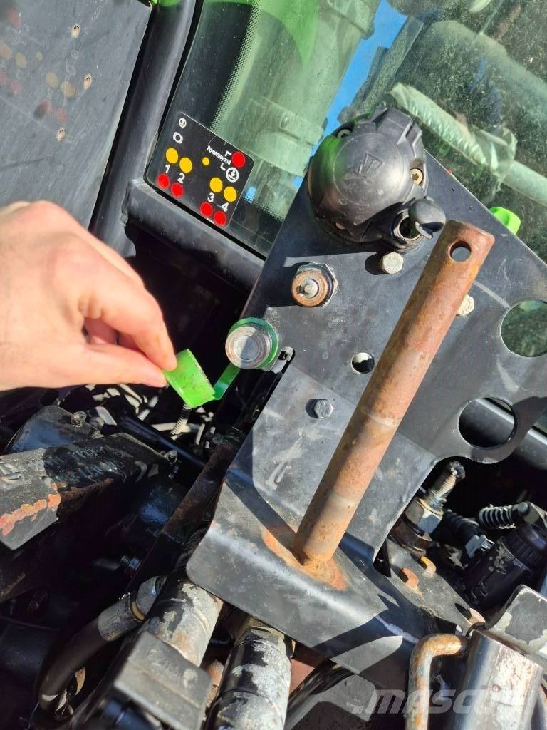 Deutz-Fahr Agrotron M620 Tracteur
