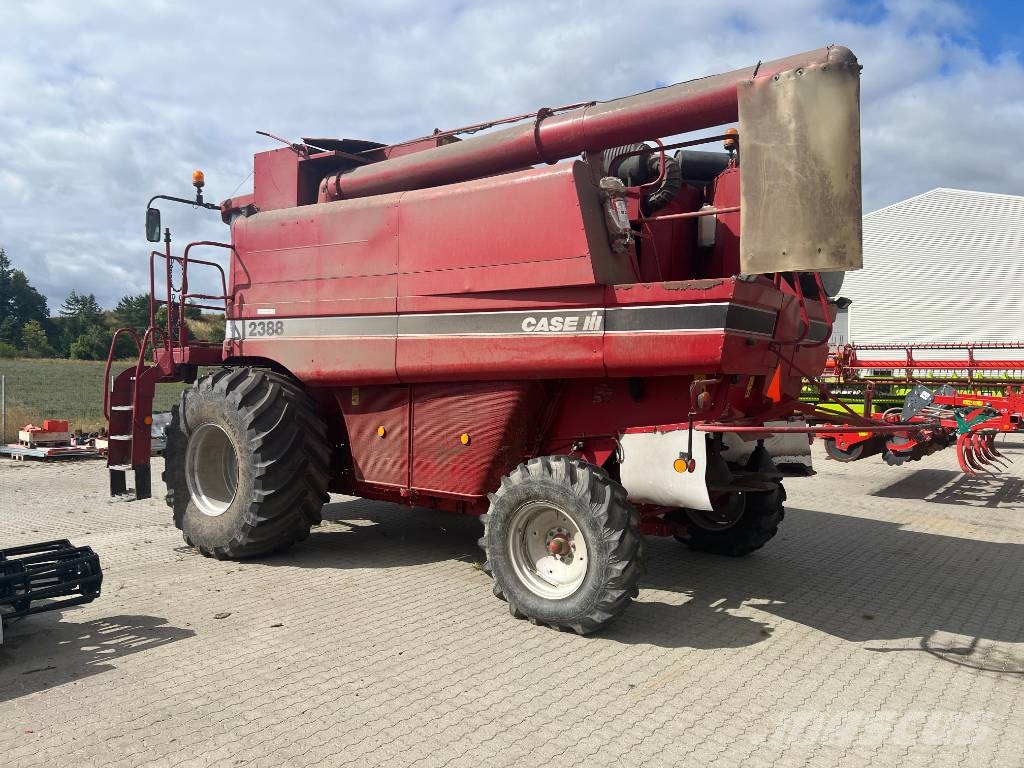 Case IH 2388 Mietitrebbiatrici