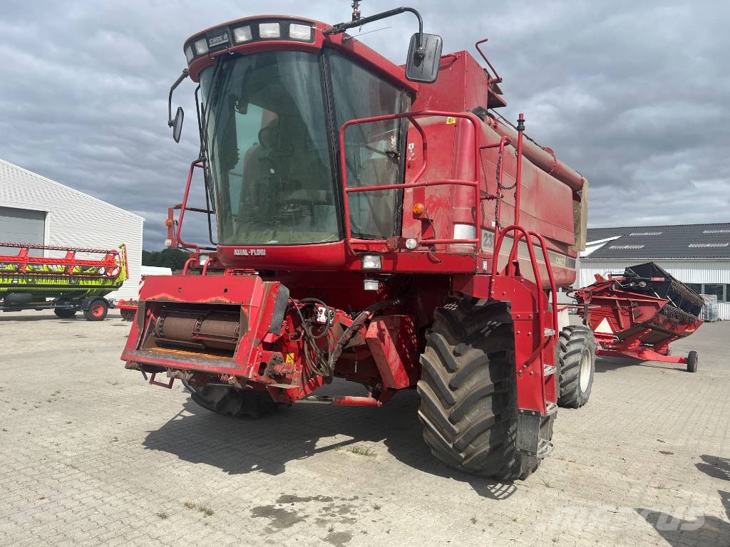 Case IH 2388 Mietitrebbiatrici