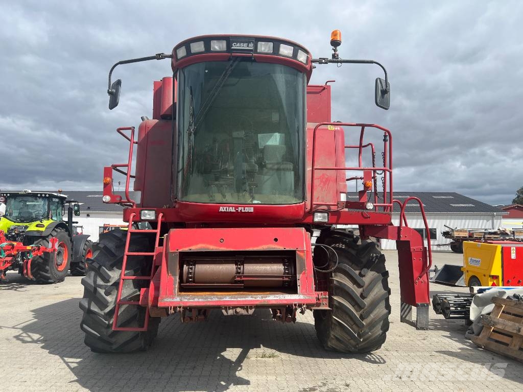 Case IH 2388 Mietitrebbiatrici