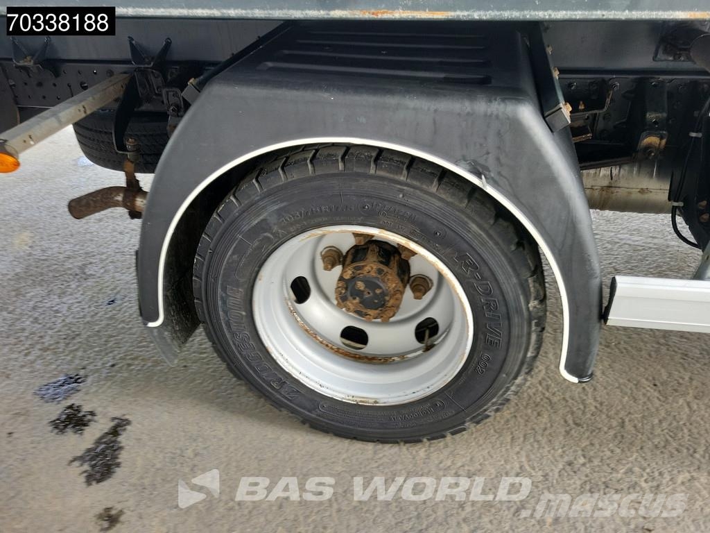Mitsubishi 7C18 4X2 شاحنات قلابة