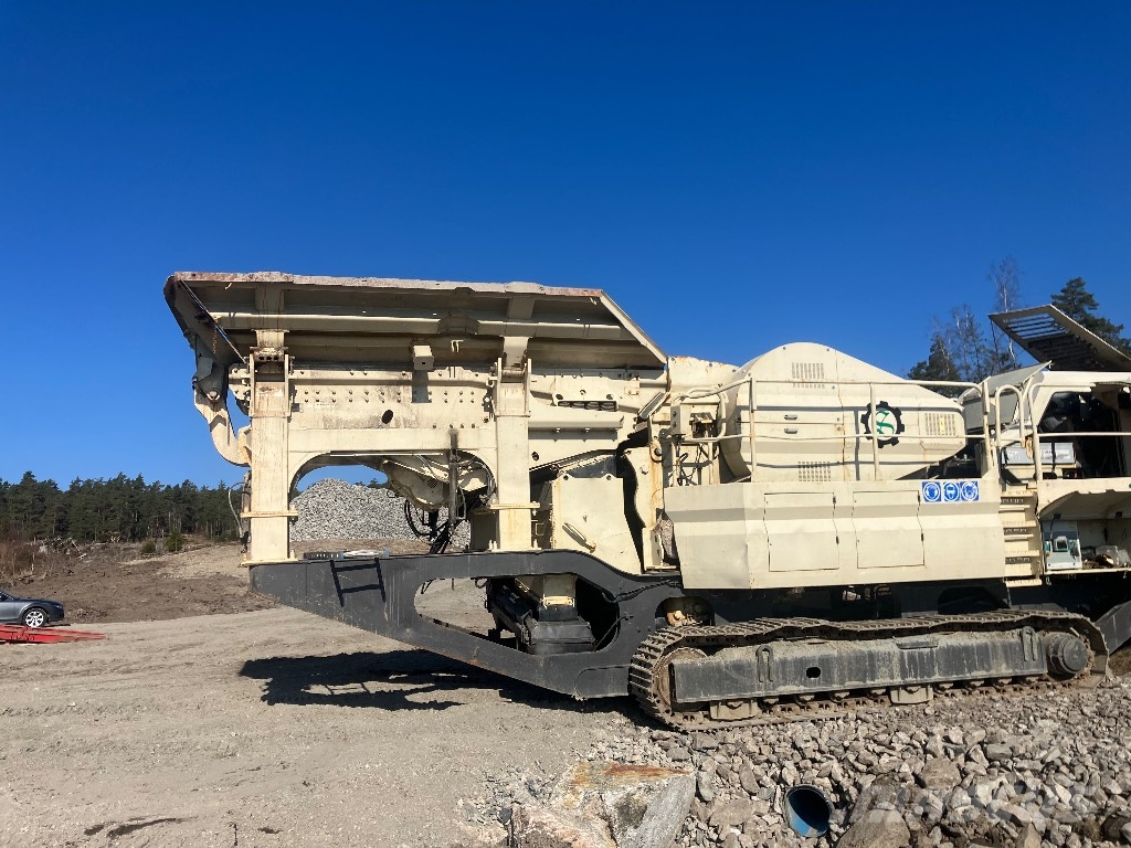 Metso C 116 Trituradoras móviles