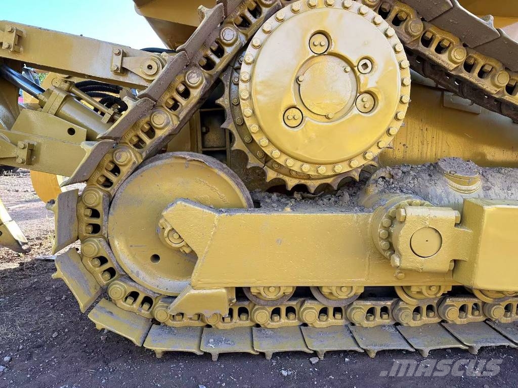 CAT D8R ブルドーザー