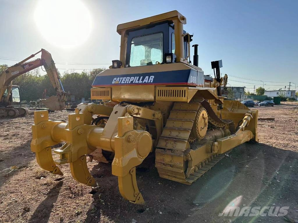 CAT D8R ブルドーザー