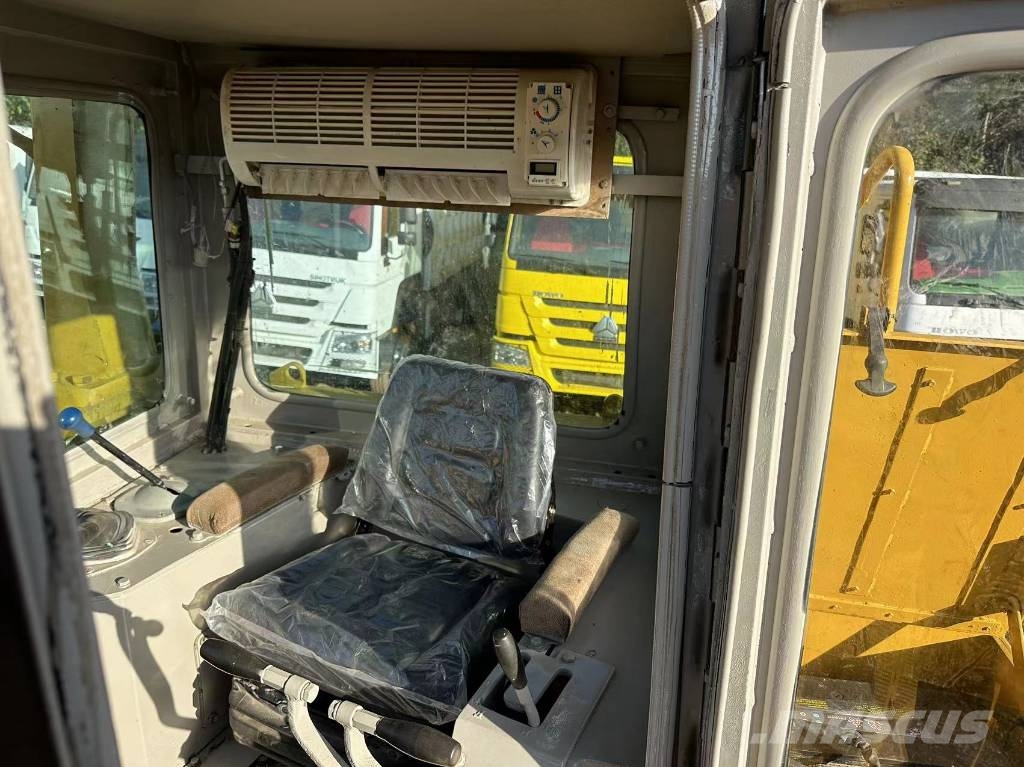 CAT D8R ブルドーザー