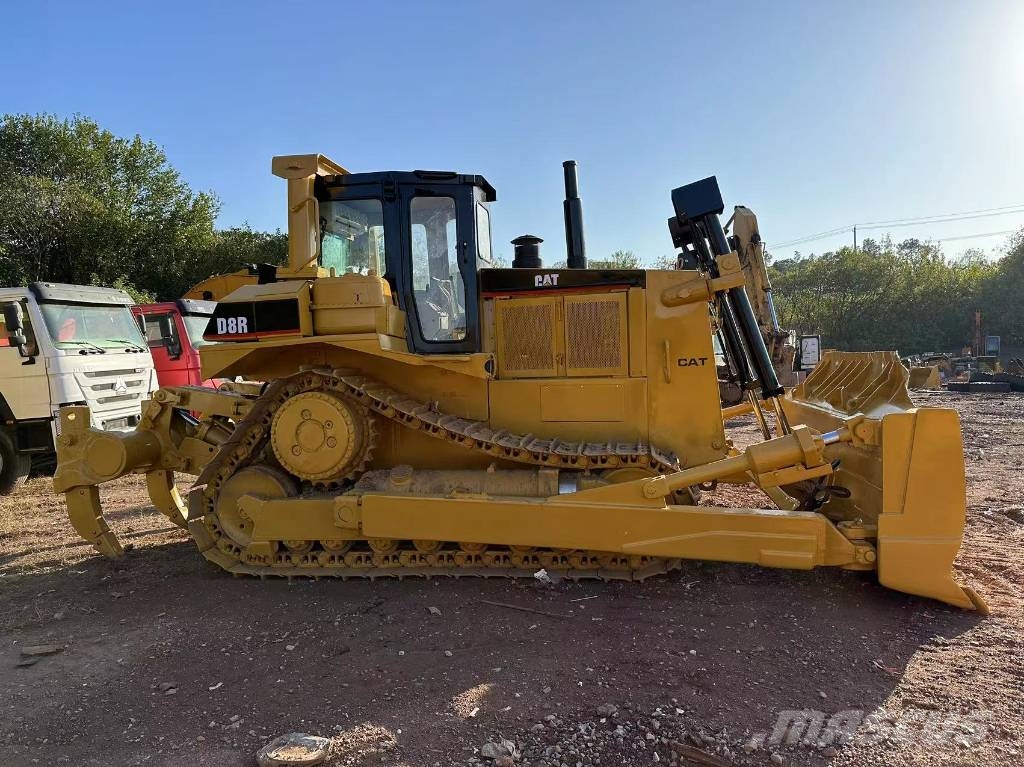 CAT D8R ブルドーザー
