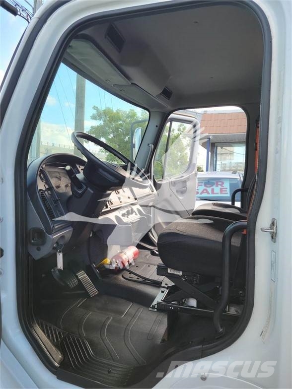 Freightliner BUSINESS CLASS M2 106 건설 장비 - 기타