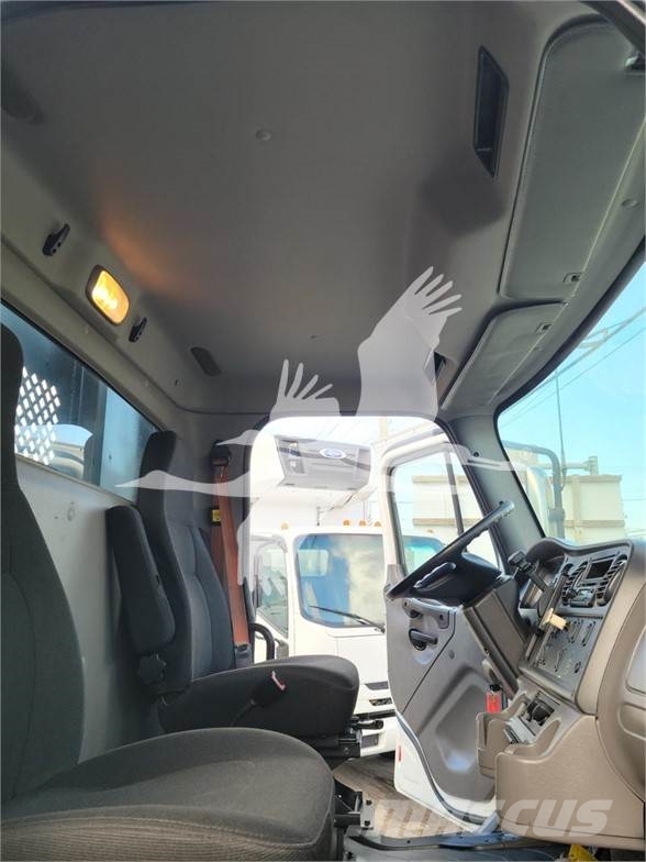 Freightliner BUSINESS CLASS M2 106 건설 장비 - 기타