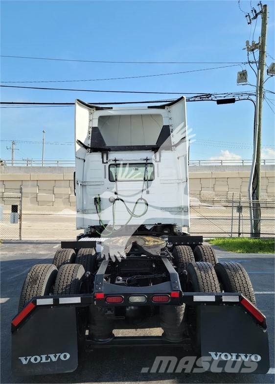Volvo VNL64T300 Muut koneet