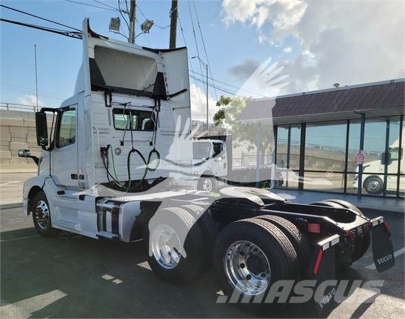 Volvo VNL64T300 Muut koneet