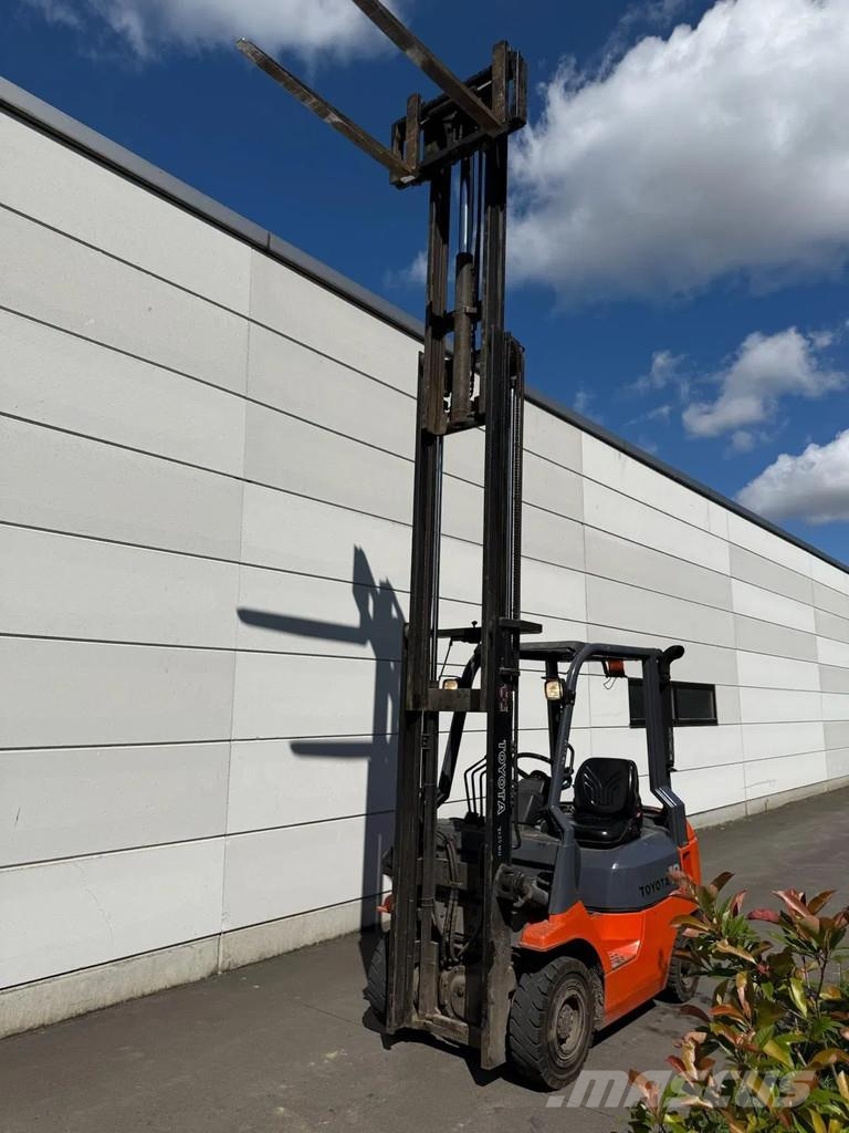 Toyota 7FDF18 Diesel forklifts