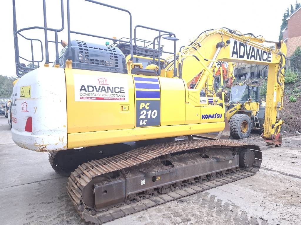 Komatsu PC210LC-11 Escavatori cingolati