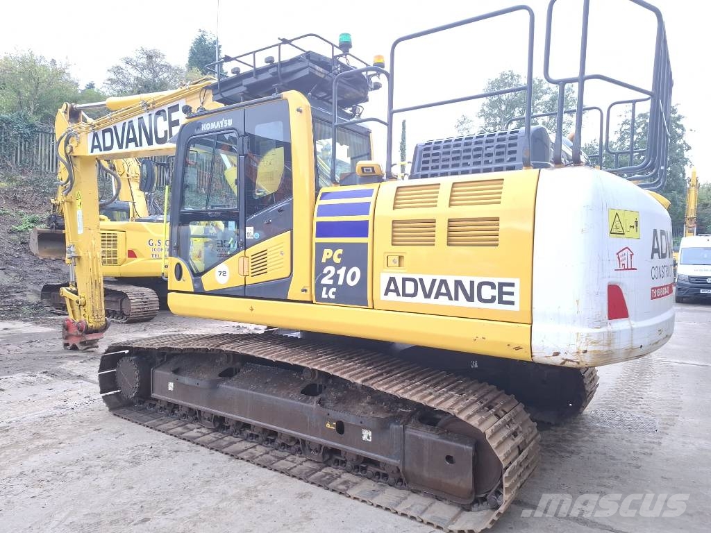 Komatsu PC210LC-11 Escavatori cingolati