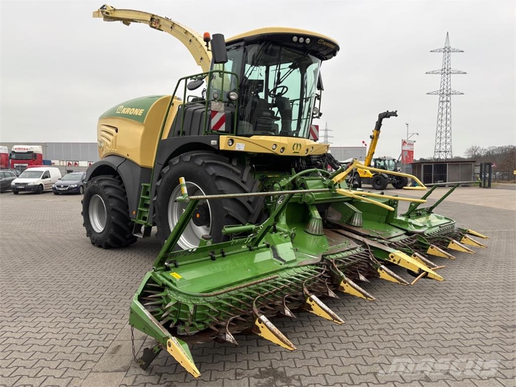 Krone BiG X 630 *865 Trommelstunden* Kombajni za stočnu hranu