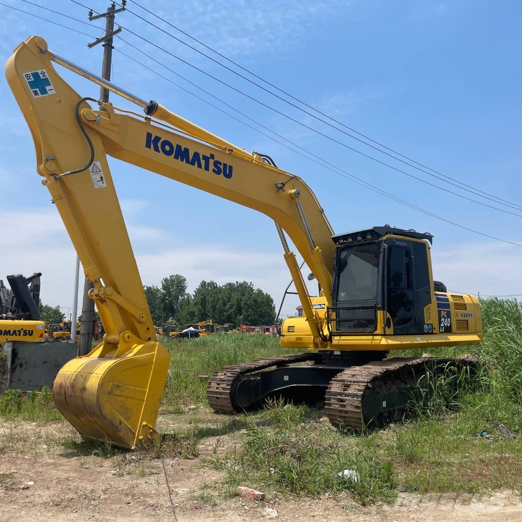 Komatsu PC 240-8 Kāpurķēžu ekskavatori