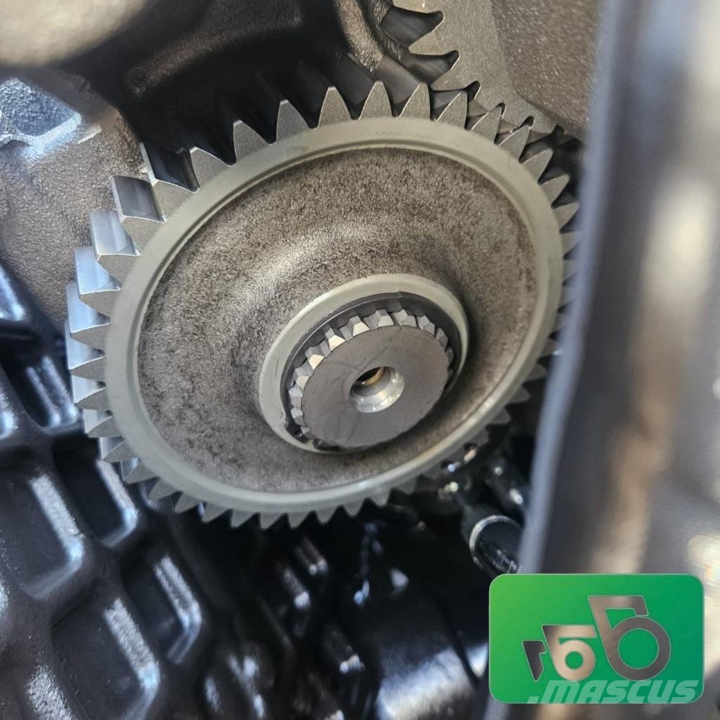 Massey Ferguson 260 Vario gearbox ML260 AGCO 15460 Fendt Valtra Chasís