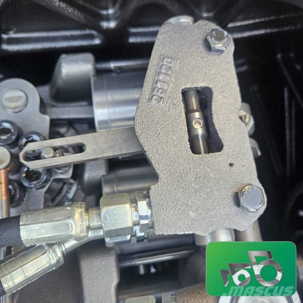 Massey Ferguson 260 Vario gearbox ML260 AGCO 15460 Fendt Valtra Chasís
