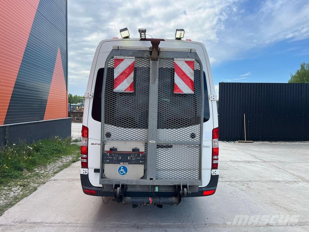 Mercedes-Benz Sprinter 516 CDI 17 SEATS / DRIVER AC 미니 버스