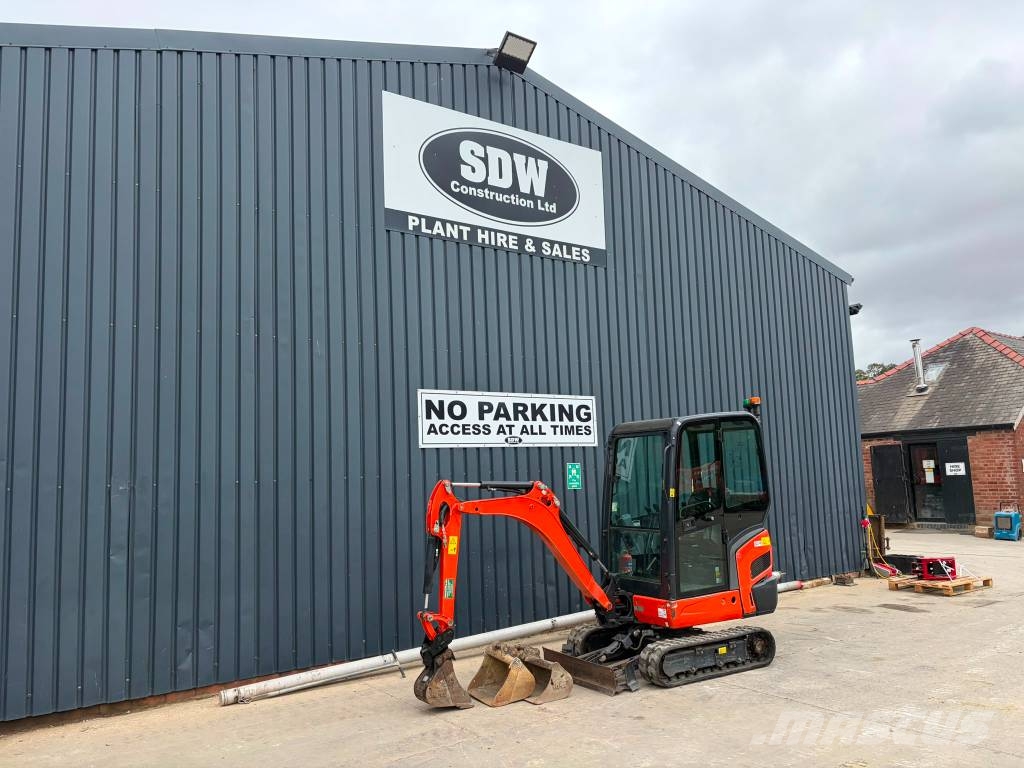 Kubota KX 016-4 حفارات صغيرة أقل من 7 طن (حفارات صغيرة)