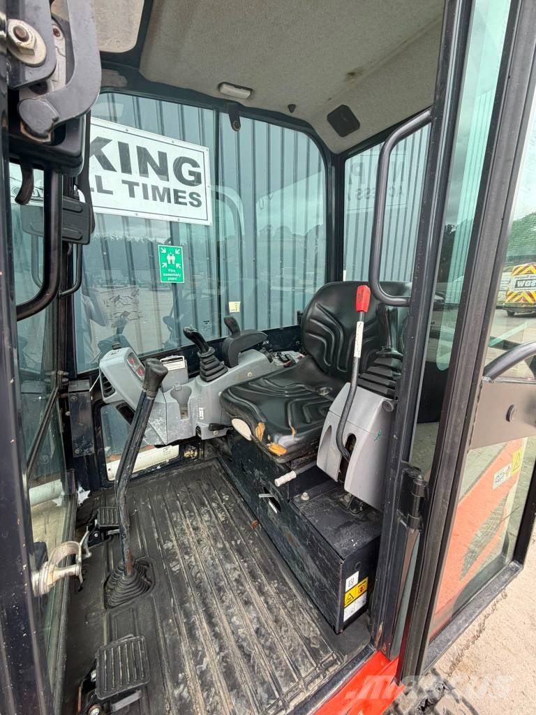 Kubota KX 016-4 حفارات صغيرة أقل من 7 طن (حفارات صغيرة)
