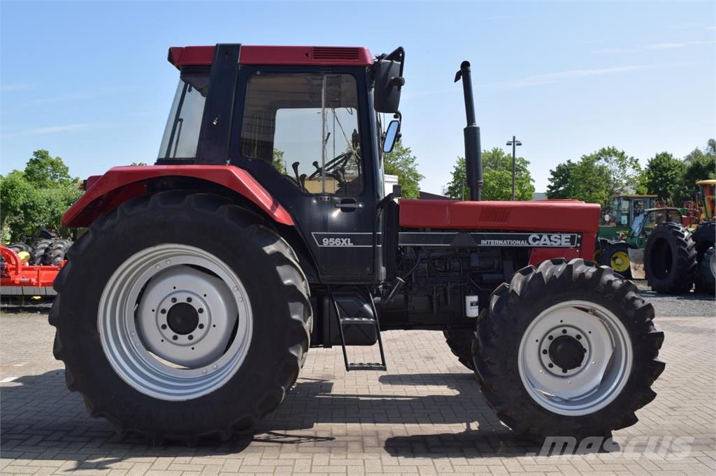 Case IH 956 XL Traktoren