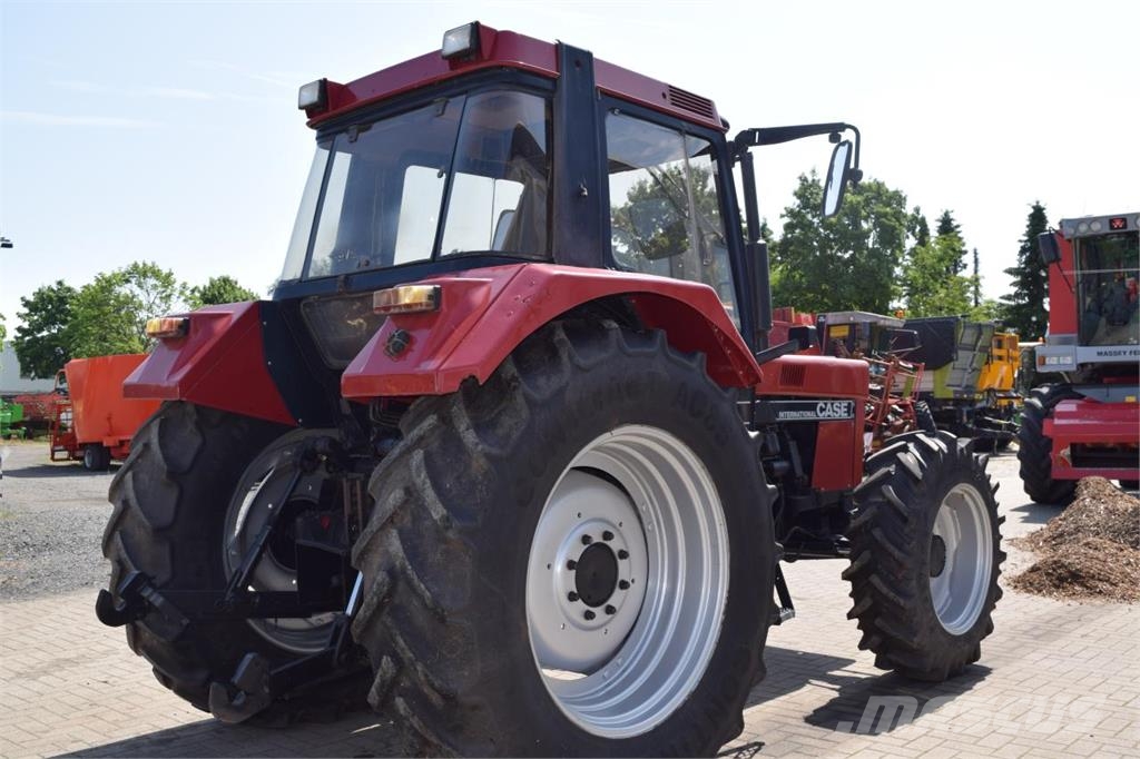Case IH 956 XL Traktoren
