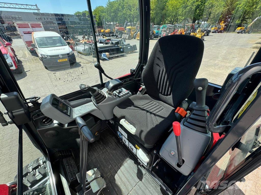Yanmar SV26 小型挖掘机