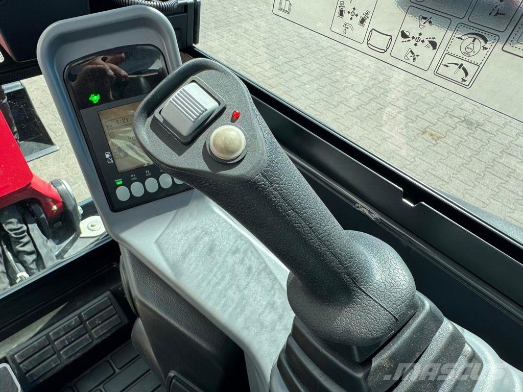 Yanmar SV26 小型挖掘机