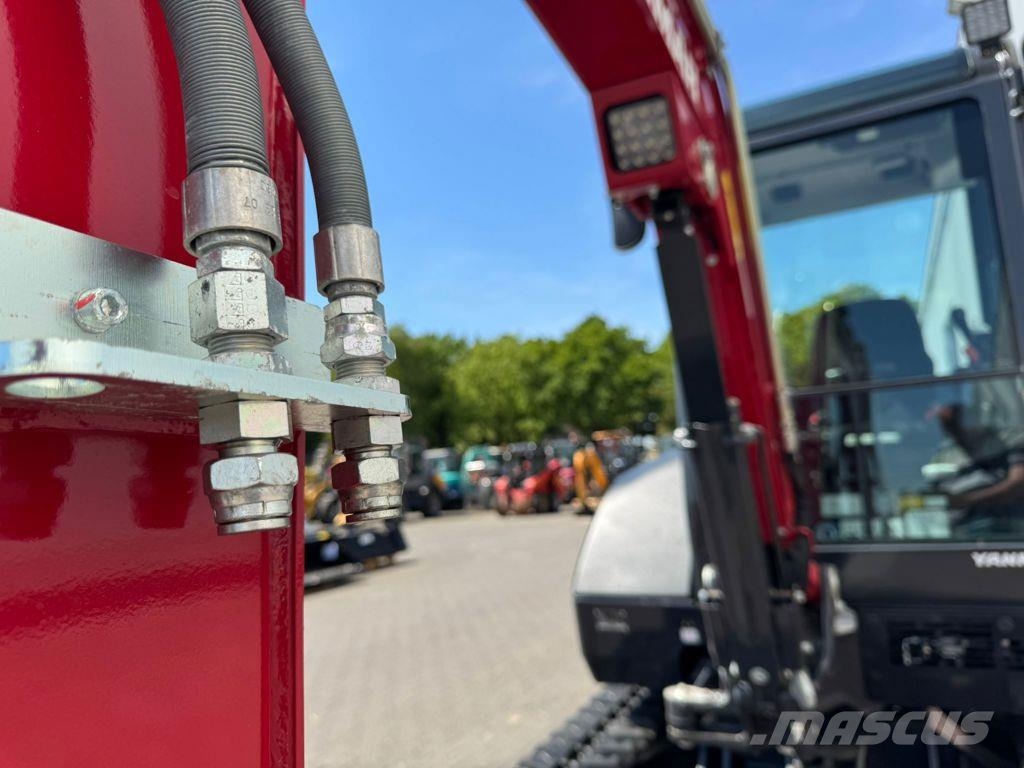 Yanmar SV26 小型挖掘机