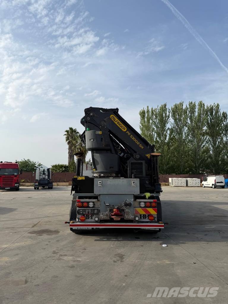 Palfinger 53000 Takels, lieren en materiaalliften