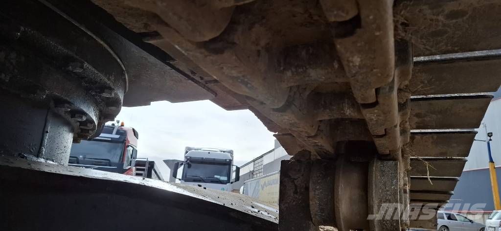 Doosan DX 420 LC Excavadoras sobre orugas