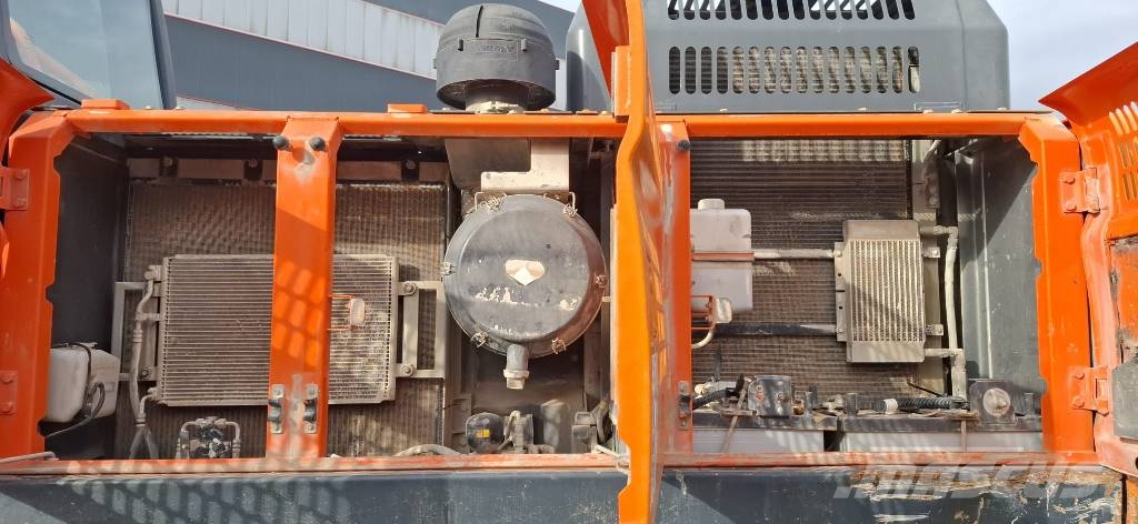 Doosan DX 420 LC Excavadoras sobre orugas