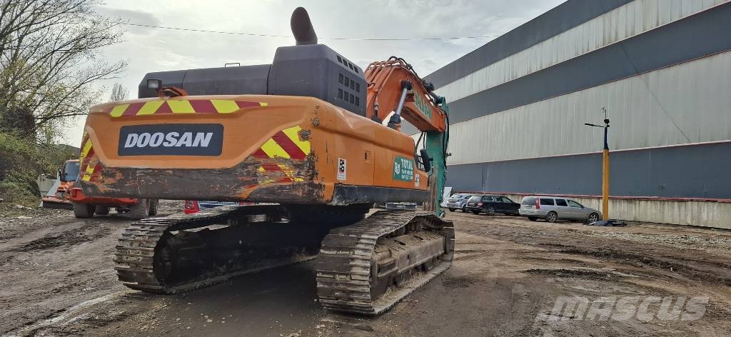 Doosan DX 420 LC Excavadoras sobre orugas