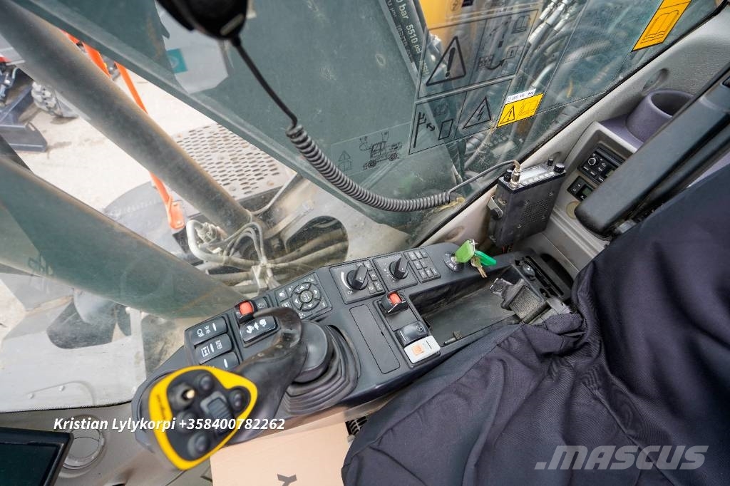 Volvo EWR150E PYÖRÄOHJAUS حفارات بعجل
