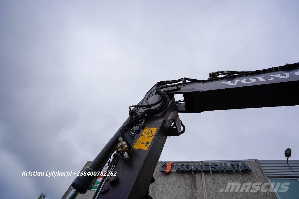 Volvo EWR150E PYÖRÄOHJAUS حفارات بعجل