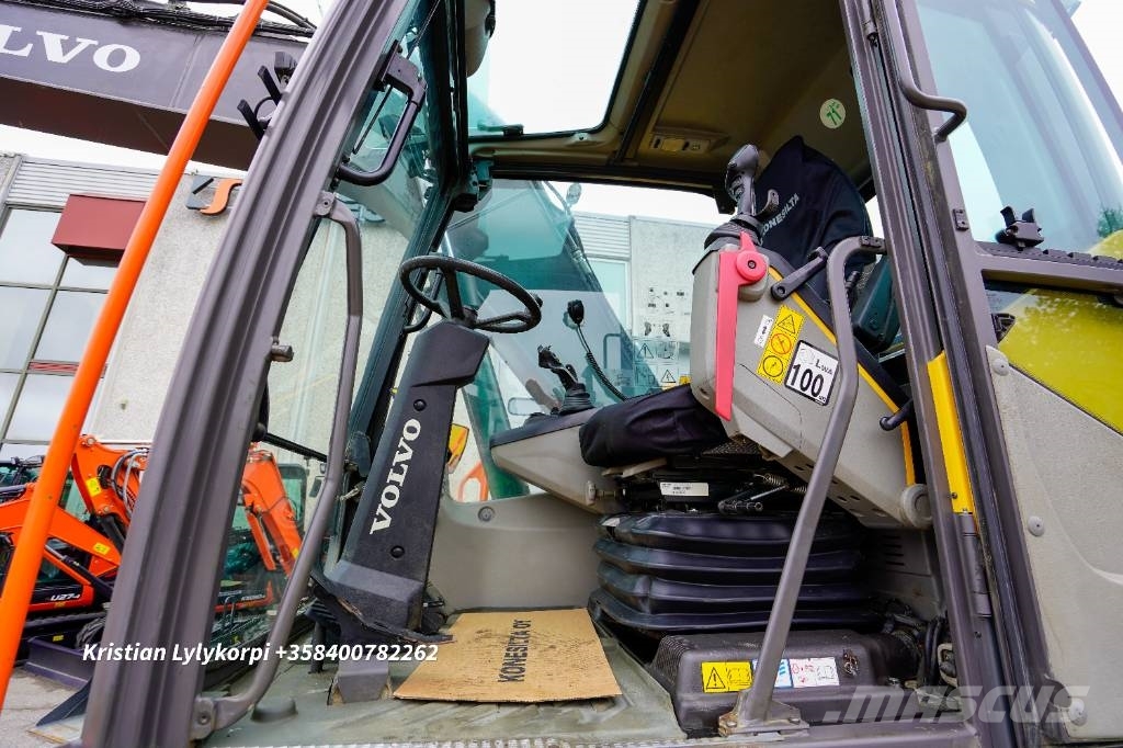 Volvo EWR150E PYÖRÄOHJAUS حفارات بعجل