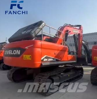 Doosan DX 225 LC 大型油圧ショベル12t以上（パワーショベル・ユンボ）