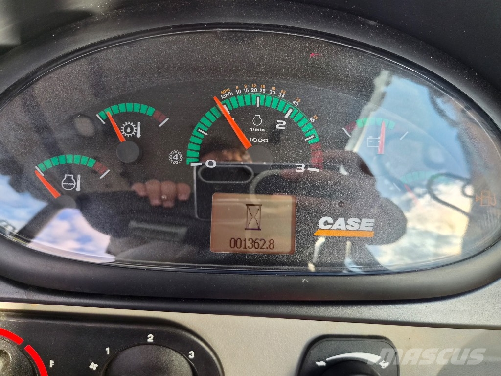 CASE 695 ST Ekskavaatorlaadurid