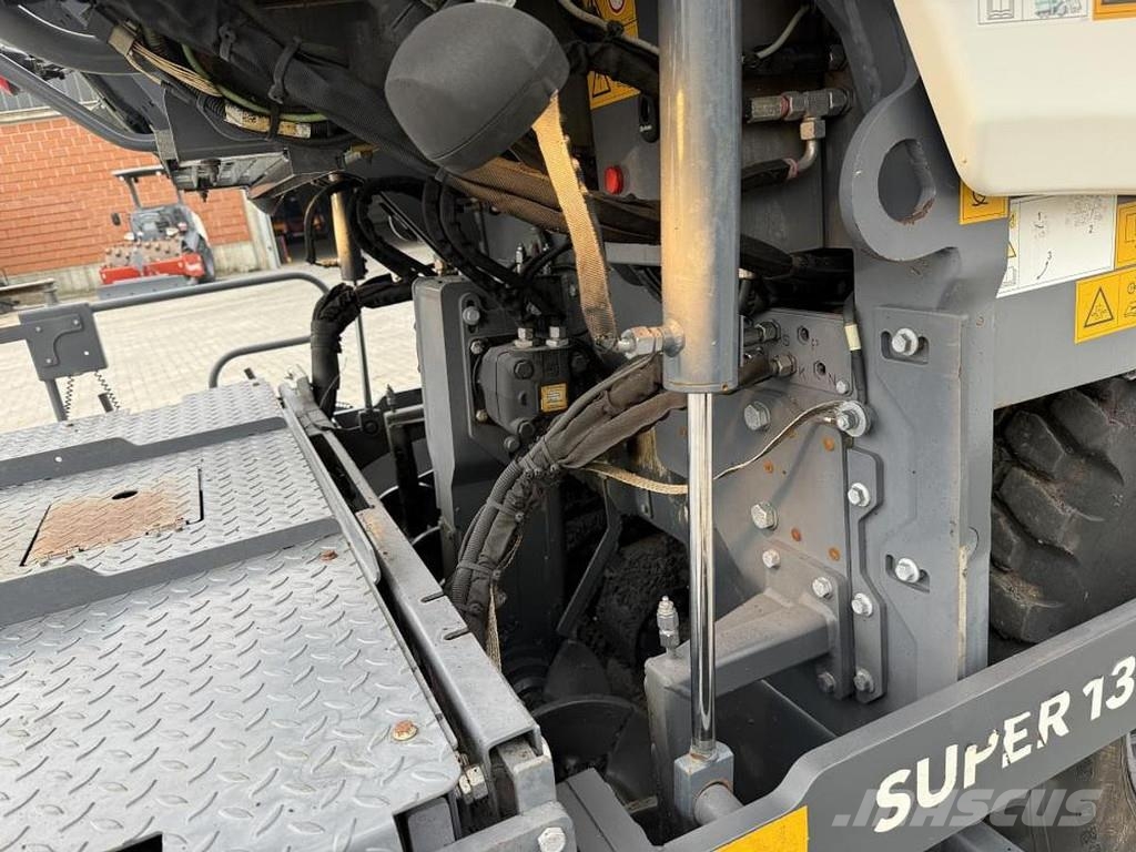 Vögele S 1303-3i 아스팔트 포장장비