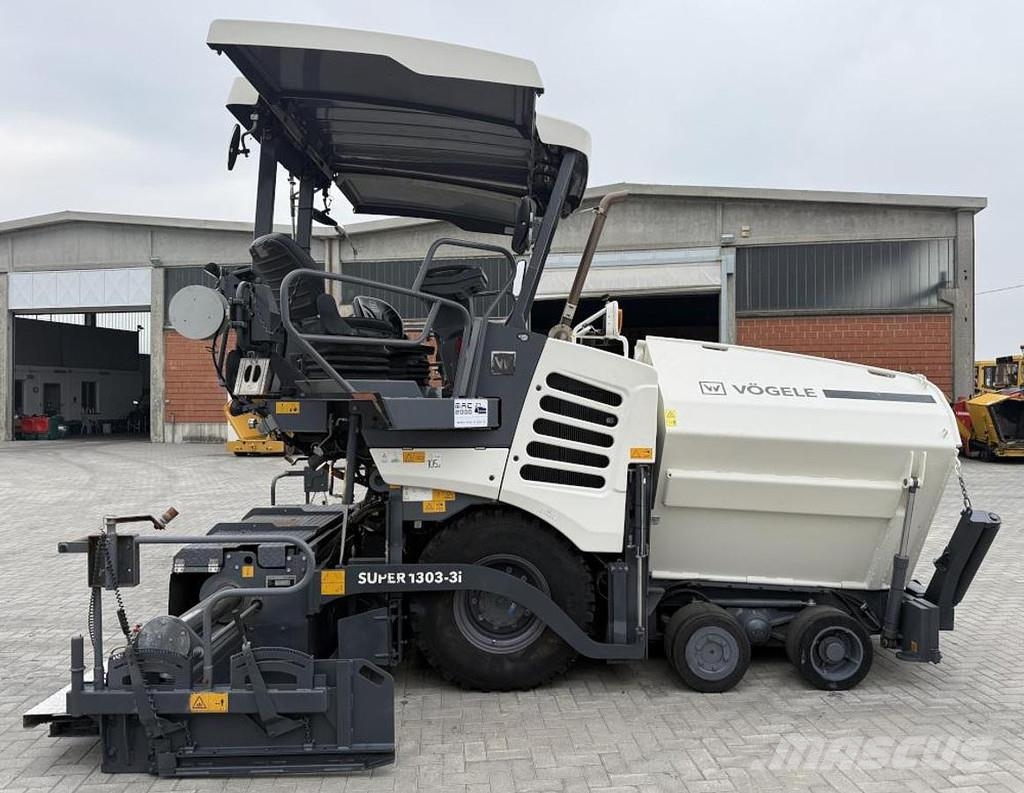 Vögele S 1303-3i 아스팔트 포장장비