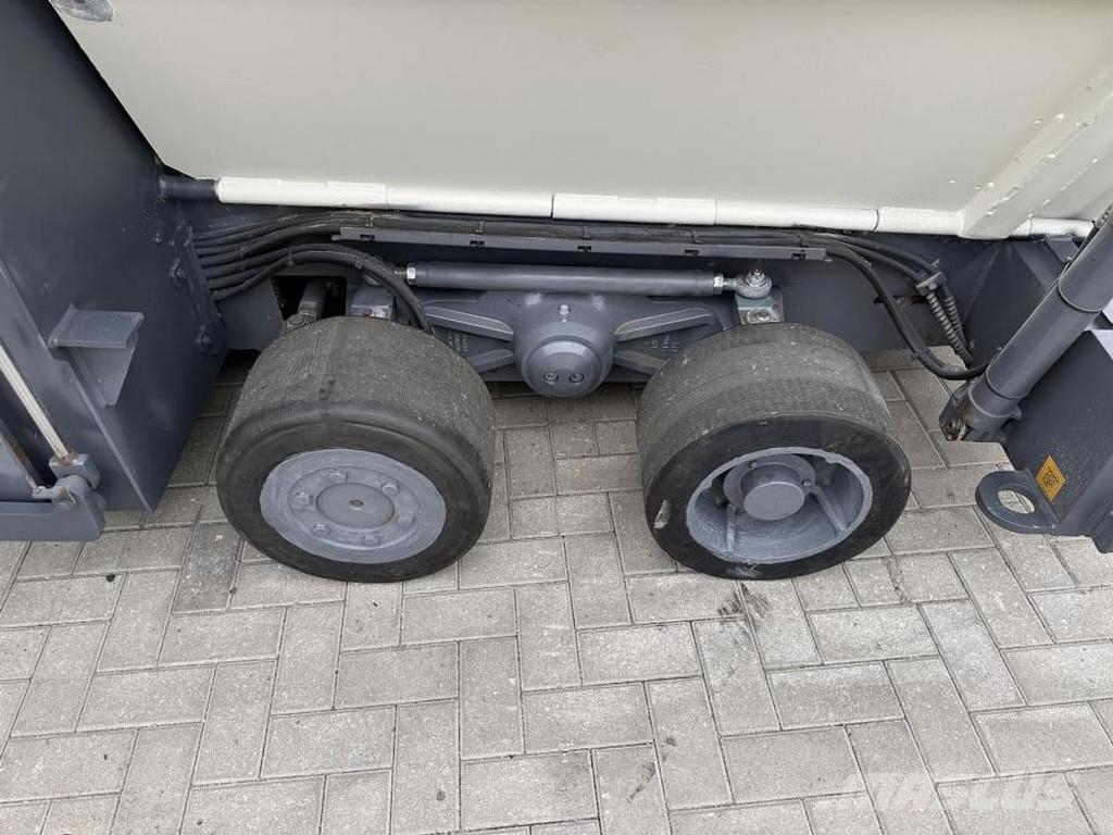 Vögele S 1303-3i 아스팔트 포장장비