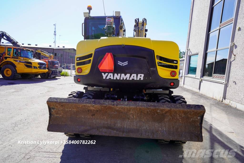 Yanmar B110W ENGCONILLA حفارات بعجل