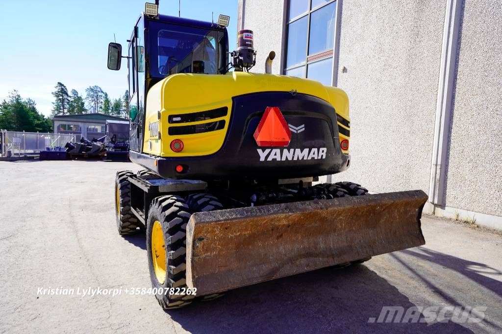 Yanmar B110W ENGCONILLA حفارات بعجل