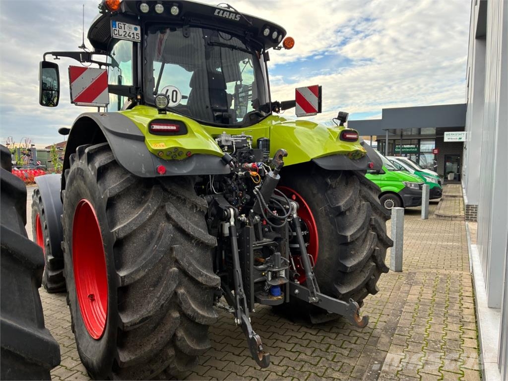 CLAAS Axion 810 Cis+ 트랙터